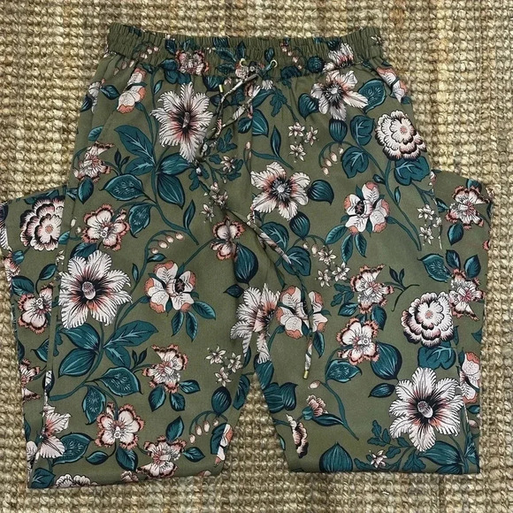 Ralph Lauren Floral Silky Slacks Size 2 - Picture 2 of 4